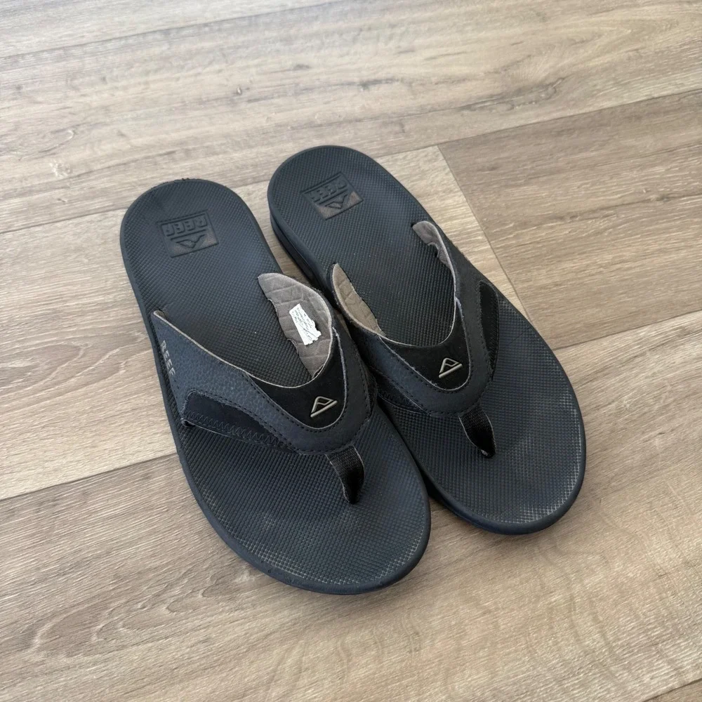 Reef Fanning Mens Black Flip Flop Sandals with Bottle Opener Size 11